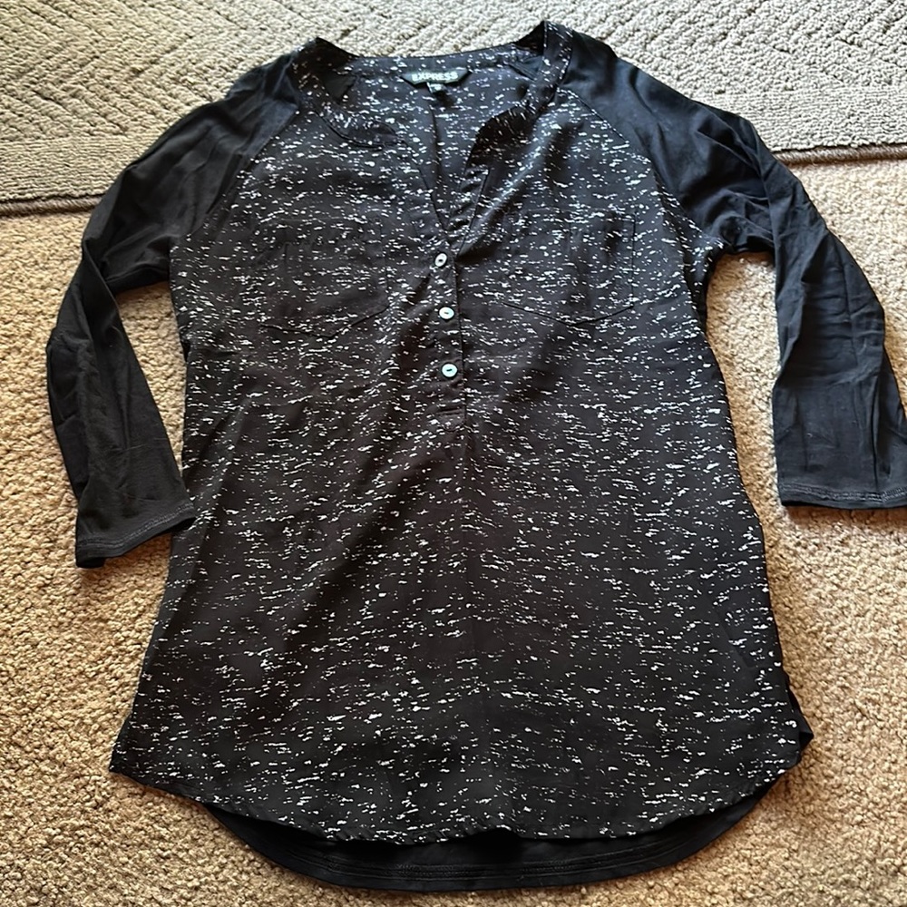🧡Express 3/4 sleeve Henley shirt